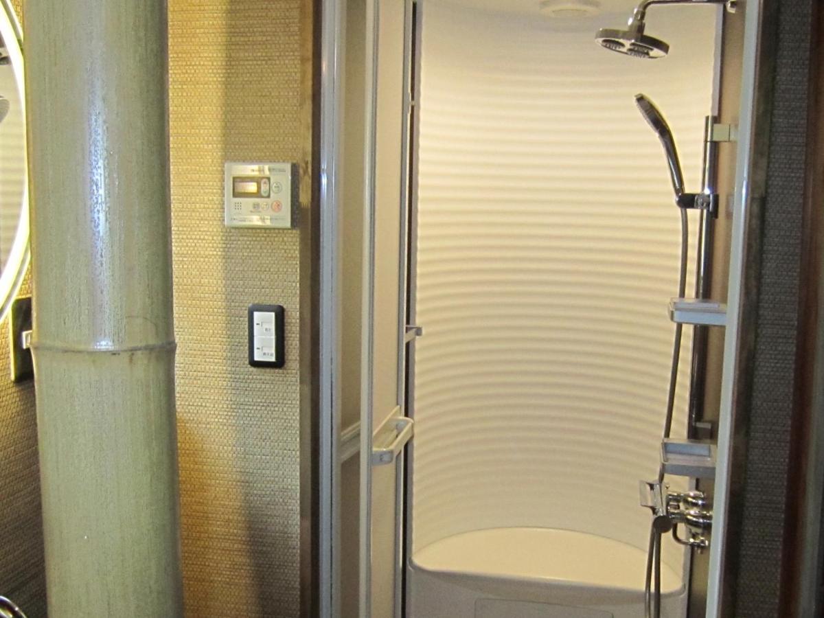 Atami Ikyuan 熱海一休庵 Hotell Exteriör bild