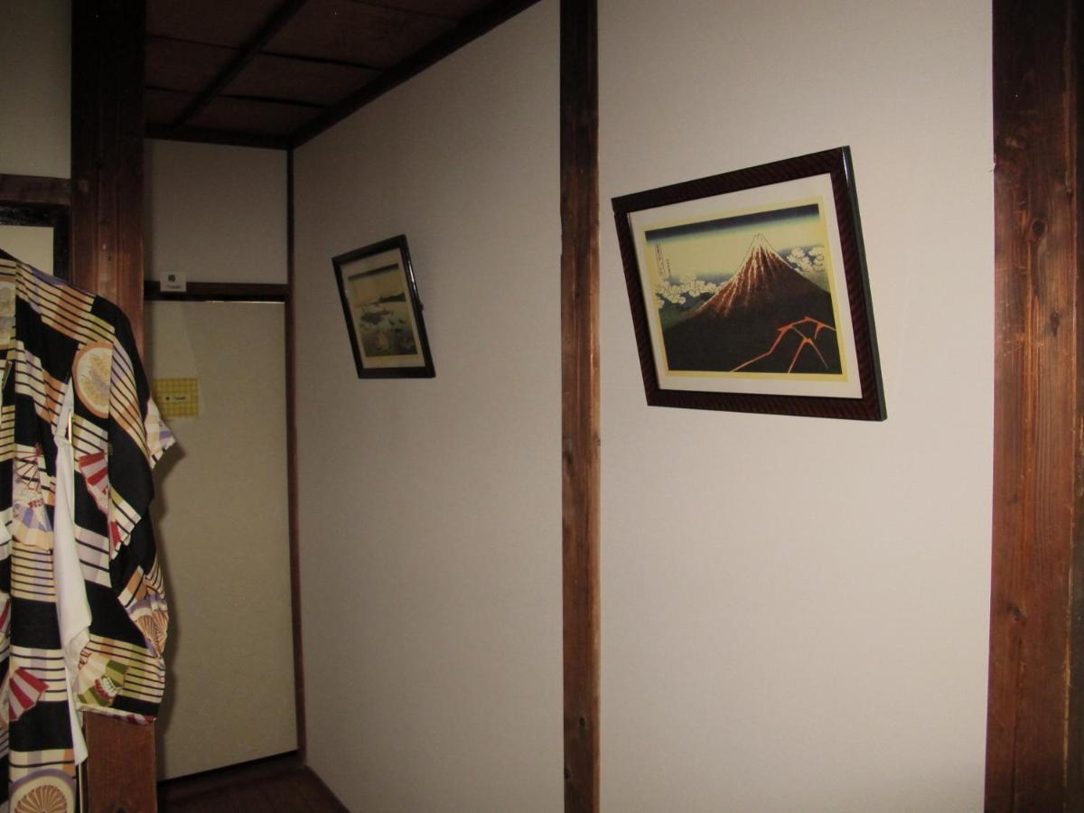 Atami Ikyuan 熱海一休庵 Hotell Exteriör bild